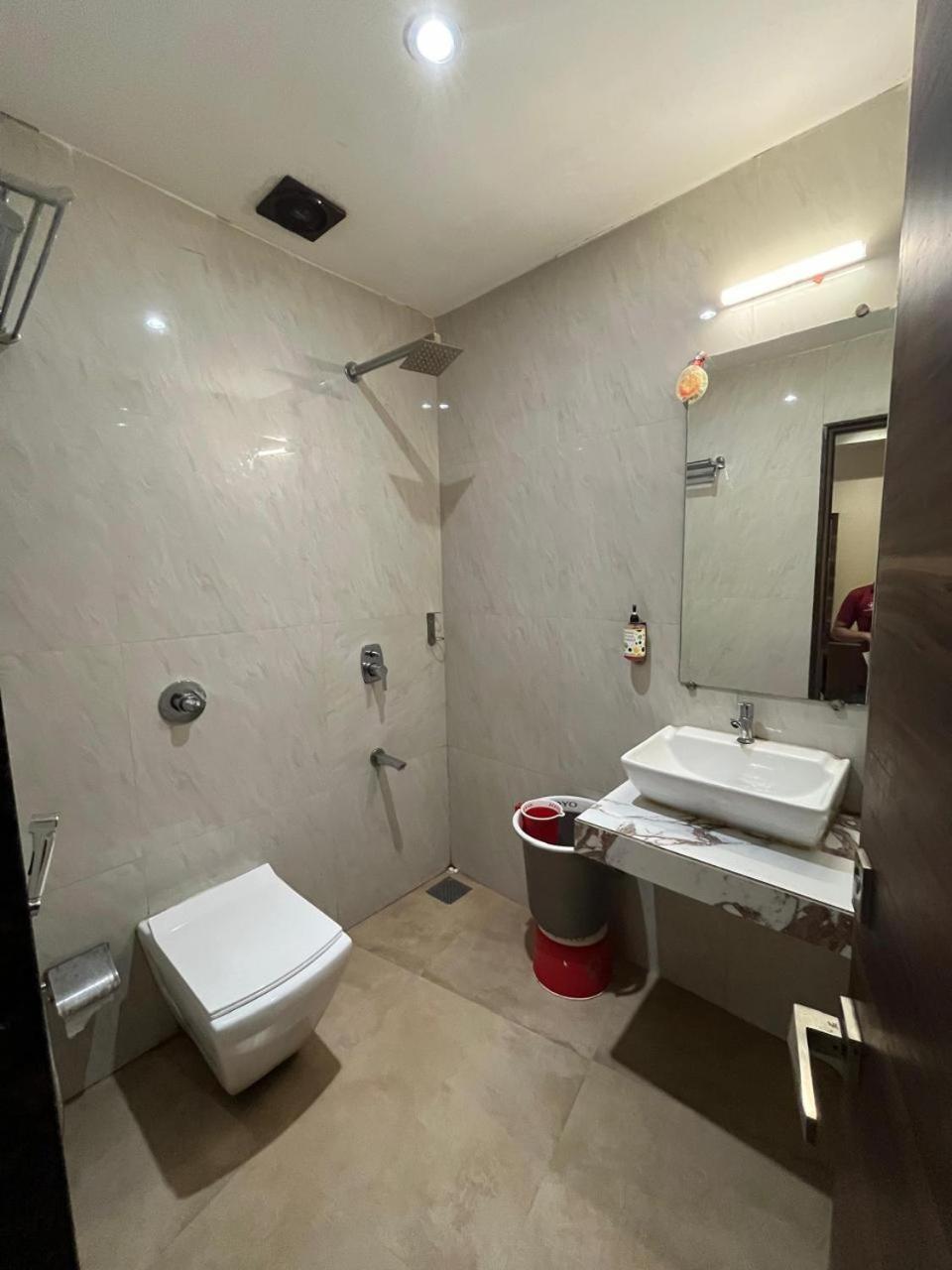 Hotel Shahi Darbar Terminal-2 Мумбаї Екстер'єр фото